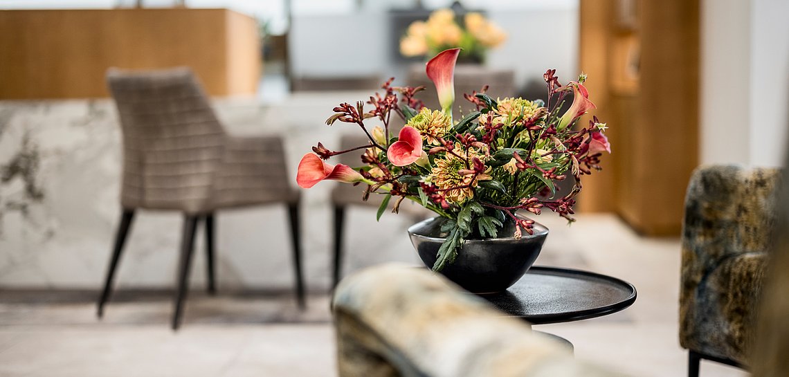 Rezeption und Lounge, Sitzecke im Hotel Rita