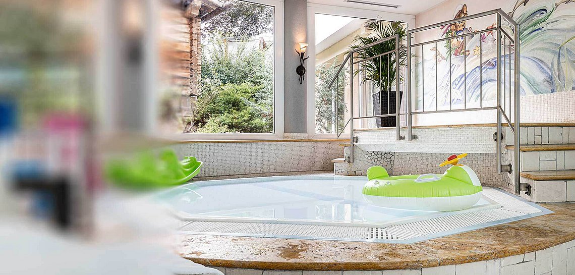 Whirpool im Wellnessbereich